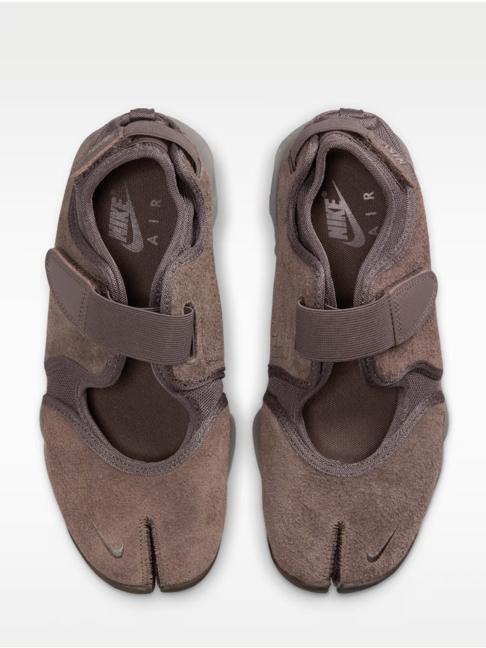 Nike Air Rift Tabi in brown suede